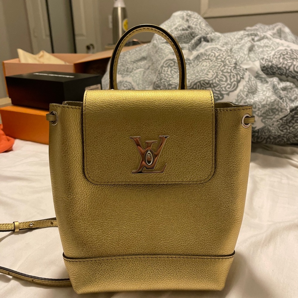 Authentic Louis Vuitton lockme Bb